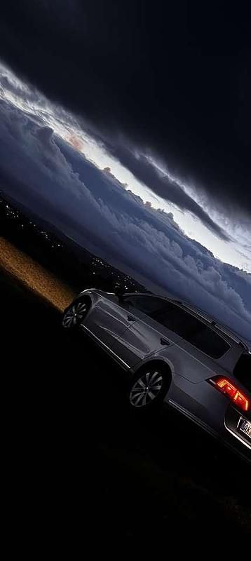 Gebraucht VW Passat Highline 140 PS (102 kW) 2012 Grau Kombi