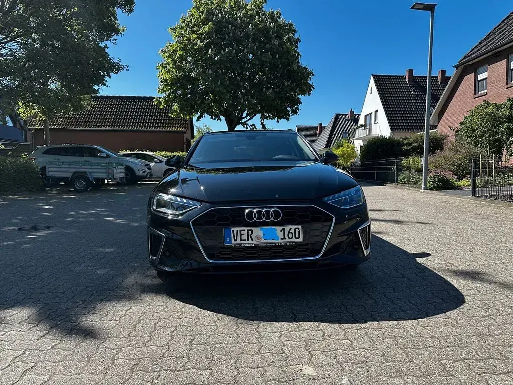 Gebraucht Audi A4 S-Line 204 PS (150 kW) 2023 Schwarz Kombi