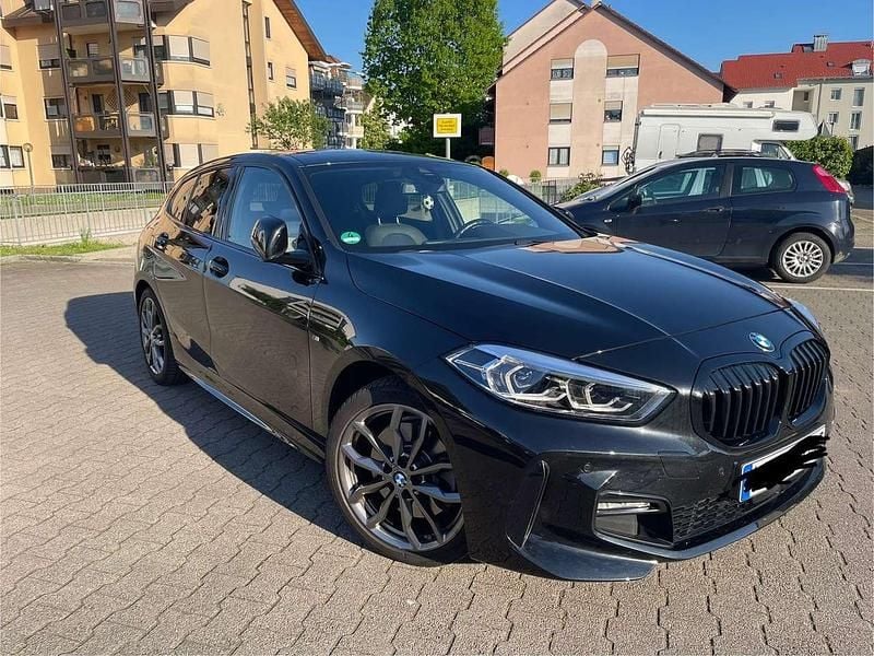 Gebraucht BMW 120 M Sport 178 PS (130 kW) 2023 Schwarz Kleinwagen