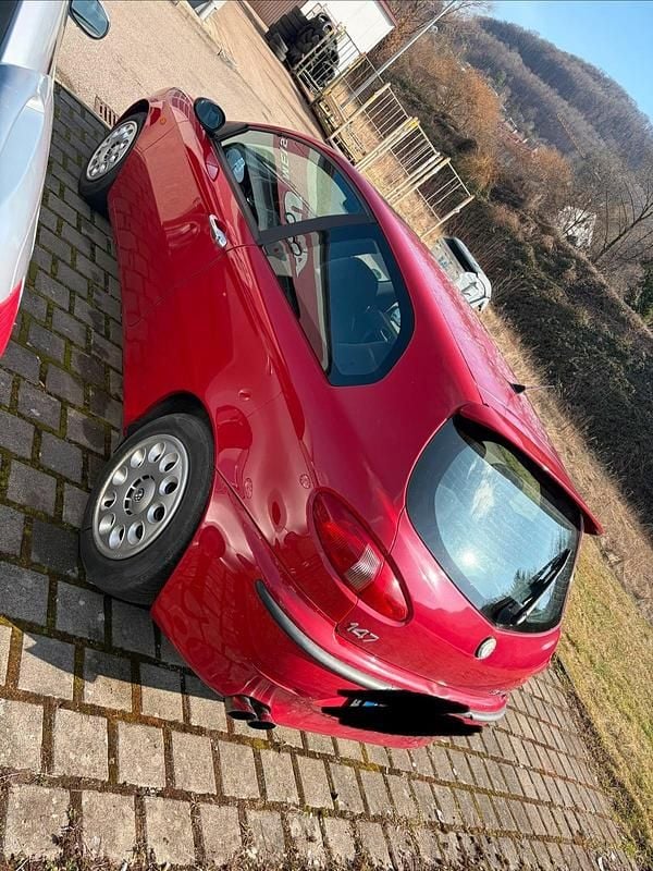 Gebraucht Alfa Romeo 147 150 PS (110 kW) 2002 Rot Kleinwagen