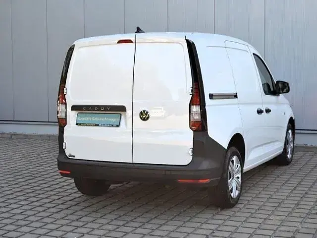 Gebraucht VW Caddy 102 PS (75 kW) 2022 Candy weiß Van / Kleinbus