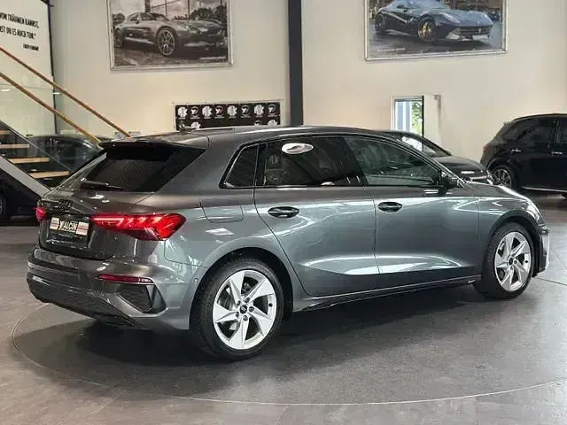 Gebraucht Audi A3 S-Line 110 PS (80 kW) 2023 Grau Limousine