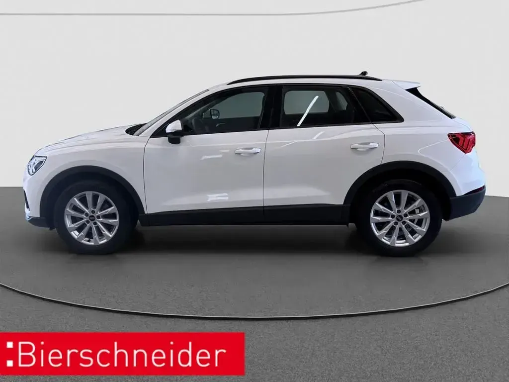 Gebraucht Audi Q3 Ambiente 150 PS (110 kW) 2023 Weiss SUV