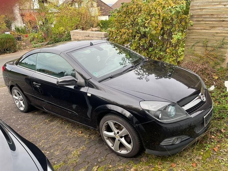 Schwarz Gebraucht 2007 Opel Astra Cabriolet Cabrio | 2.245 € (Guter Preis) - Bild 1/4