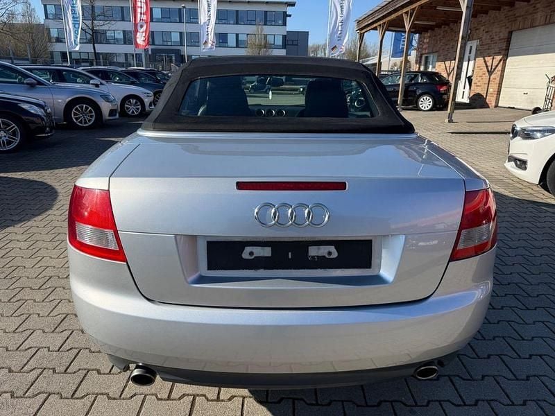 Gebraucht Audi A4 Cabriolet 163 PS (119 kW) 2003 Silber Cabrio