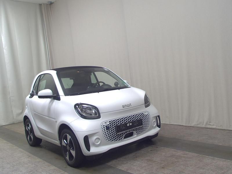 Gebraucht Smart ForTwo Electric Drive Passion 60 kW (82 PS) 2022 Weiss Kleinwagen