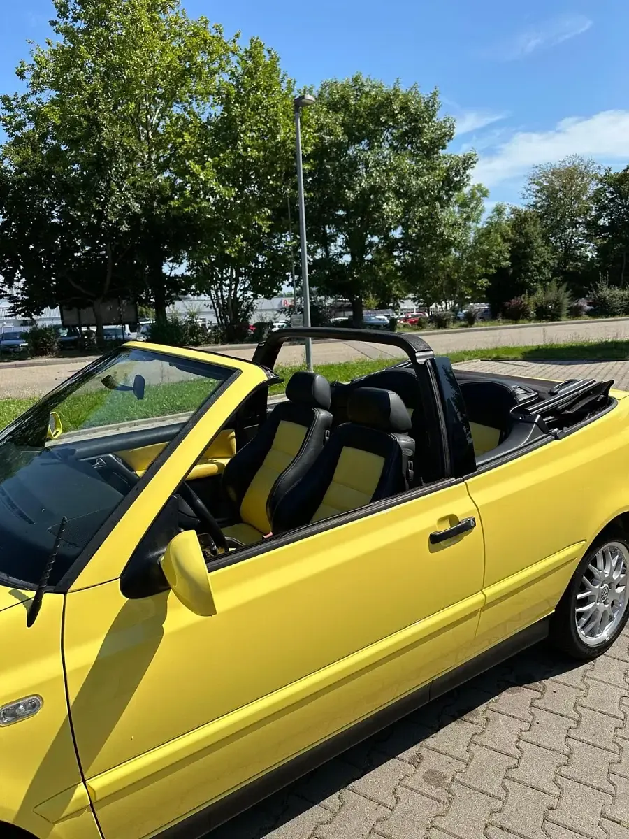 Gebraucht VW Golf Cabriolet Conceptline 90 PS (66 kW) 2001 Gelb Cabrio