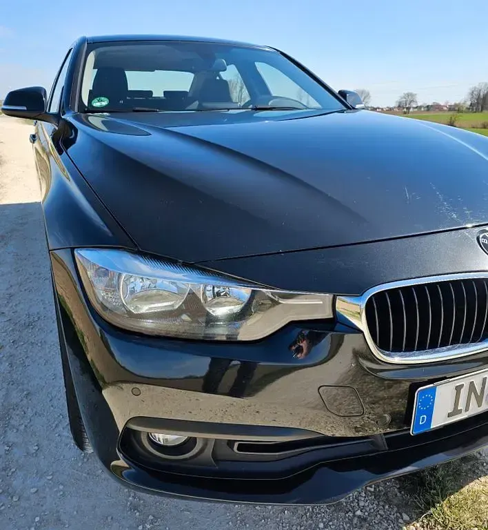 Gebraucht BMW 320 190 PS (139 kW) 2017 Schwarz Limousine