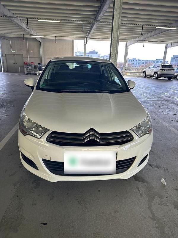 Gebraucht Citroën C4 SELECTION 95 PS (69 kW) 2012 Weiß Kleinwagen