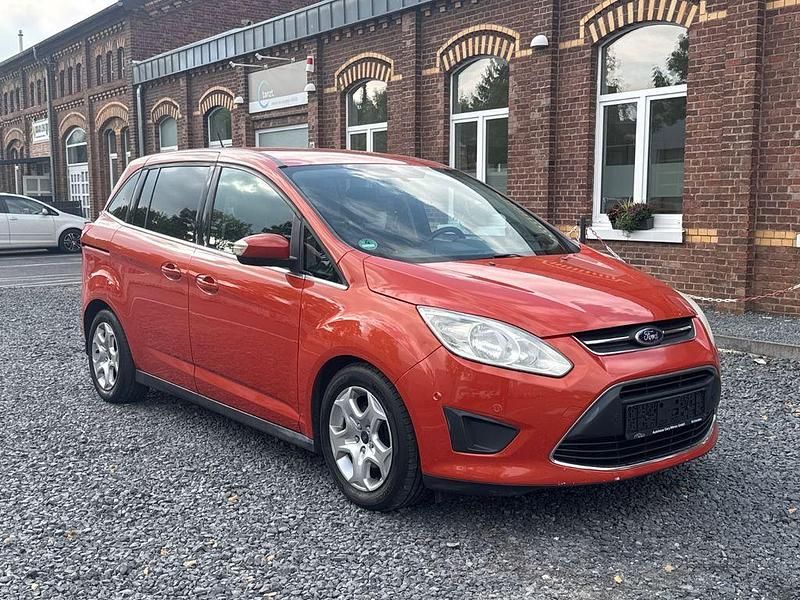 Rot Gebraucht 2012 Ford Grand C-Max Trend Van / Kleinbus | 4.900 € (Fairer Preis) - Bild 1/4