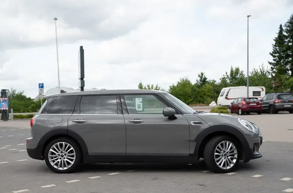 Gebraucht Mini One Clubman 102 PS (75 kW) 2018 Grau Kombi