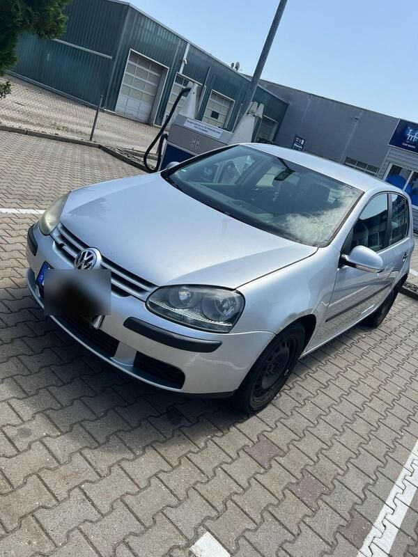Silber Gebraucht 2004 VW Golf V Kleinwagen | 3.200 € (Fairer Preis) - Bild 1/4