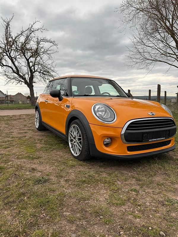 Gebraucht Mini ONE 75 PS (55 kW) 2015 Orange Kleinwagen