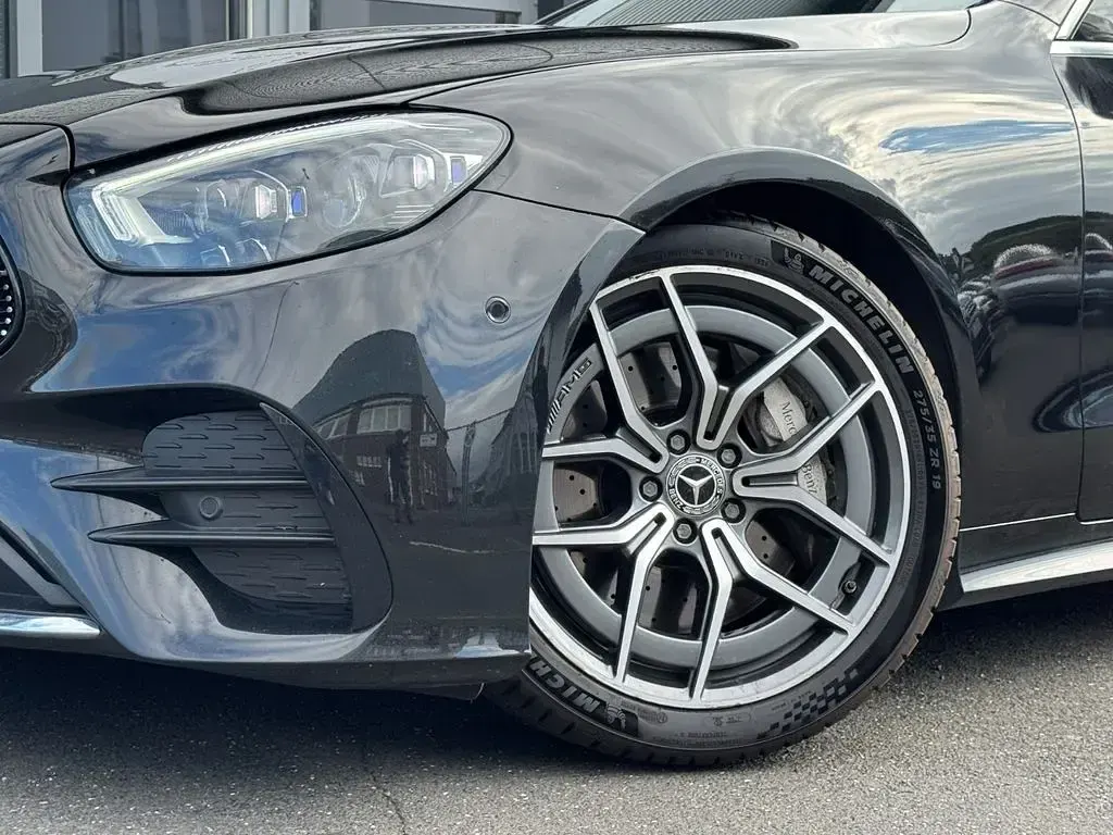Gebraucht Mercedes E450 AMG 367 PS (269 kW) 2021 Schwarz Coupé