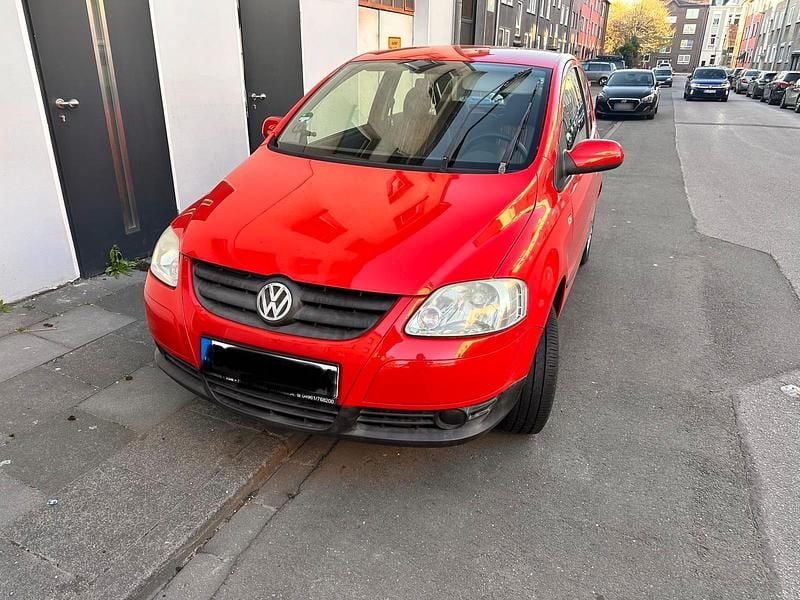 Gebraucht VW Fox 55 PS (40 kW) 2006 Rot Kleinwagen