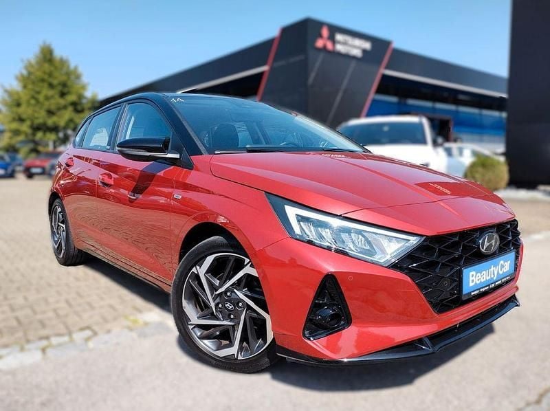 Rot Gebraucht 2020 Hyundai i20 Limousine | 16.990 € (Etwas zu teuer) - Bild 1/4