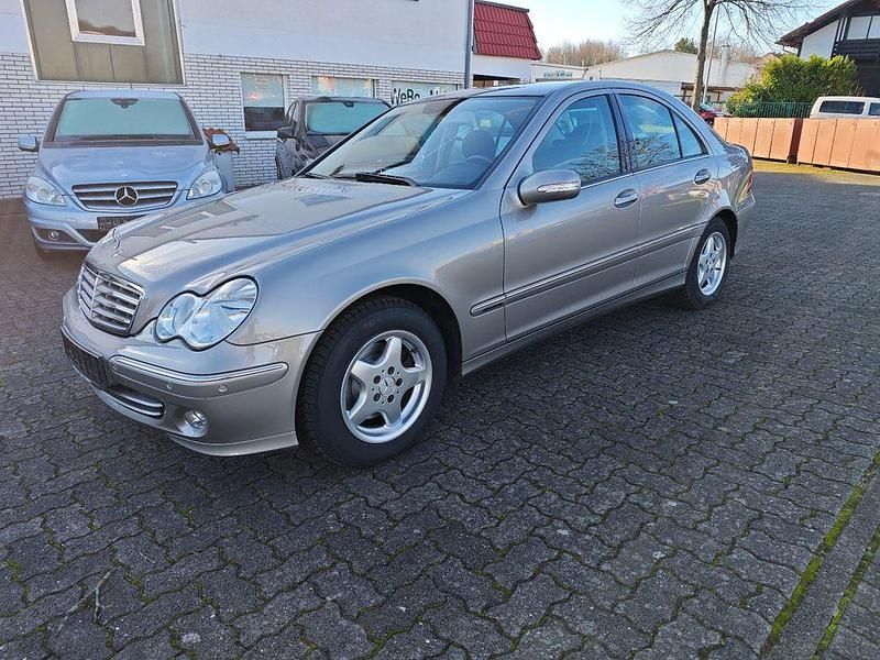 Gebraucht Mercedes C180 Elegance 143 PS (105 kW) 2005 Cubanit (metallic) Limousine