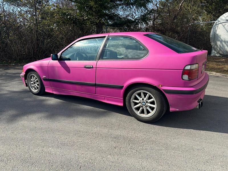 Gebraucht BMW 316 105 PS (77 kW) 1999 Violet Coupé