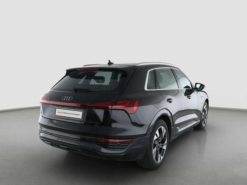 Gebraucht Audi Q8 e-tron Performance 300 kW (408 PS) 2024 Schwarz SUV