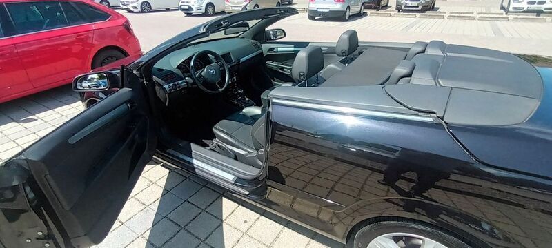 Schwarz Gebraucht 2008 Opel Astra Cabriolet Cabrio | 4.000 € (Fairer Preis) - Bild 1/4