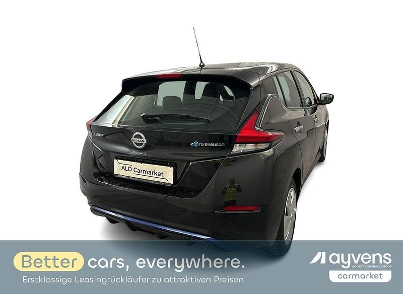 Gebraucht Nissan Leaf Visia 110 kW (150 PS) 2021 Schwarz Kleinwagen
