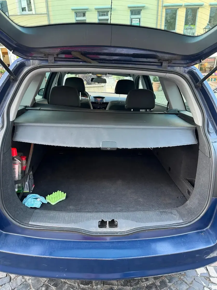 Gebraucht Opel Astra 2010 Blau Kombi