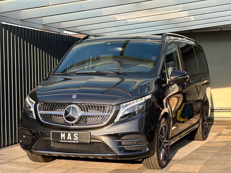 Grau Gebraucht 2024 Mercedes V300 AMG line Van / Kleinbus | 81.900 € (Fairer Preis) - Bild 1/4