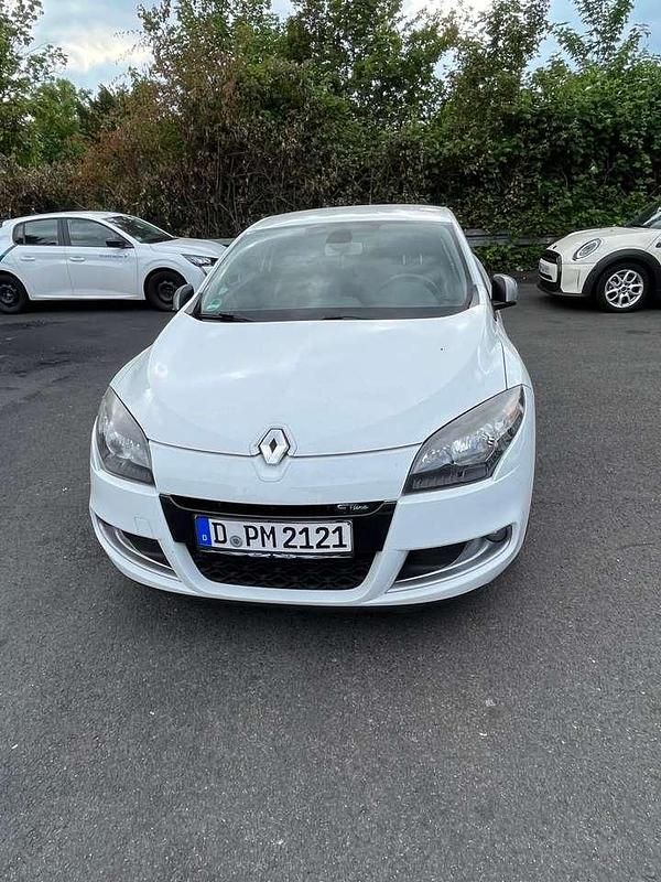 Gebraucht Renault Mégane Coupé Dynamique 131 PS (96 kW) 2011 Coupé
