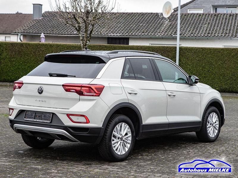 Gebraucht VW T-Roc Life 150 PS (110 kW) 2022 Ascourt grau SUV