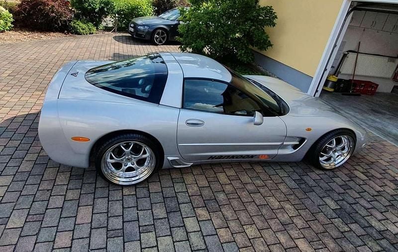 Silber Gebraucht 2004 Corvette C5 Coupé | 48.000 € - Bild 1/4