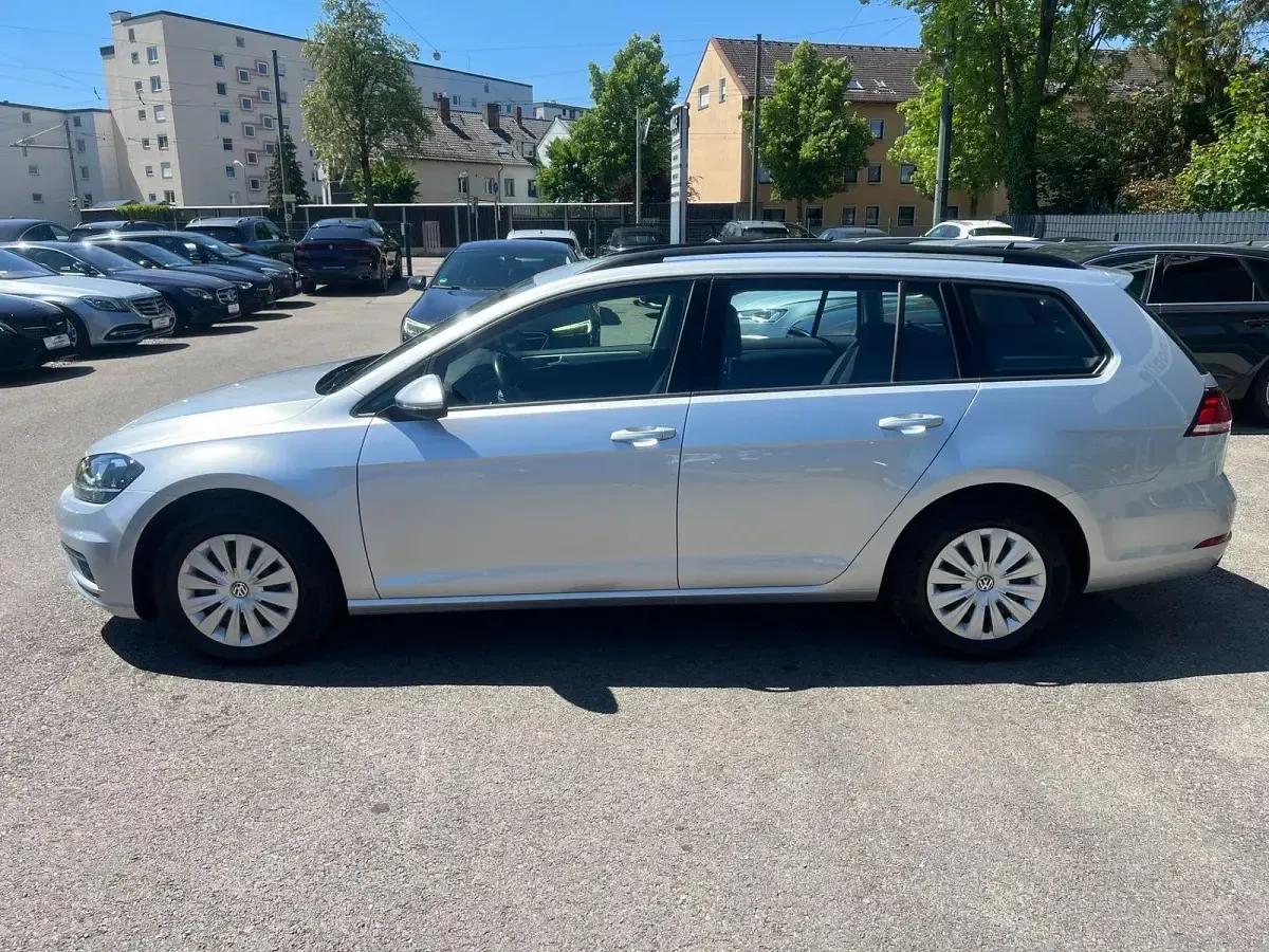 Usata VW Golf VII Trendline 116 CV (85 kW) 2019 Argento Station wagon
