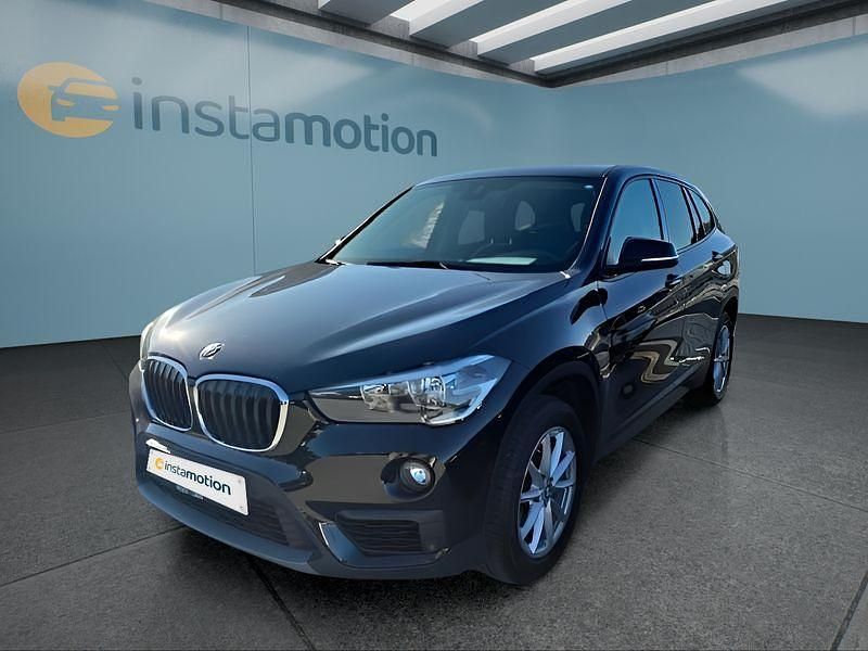 Schwarz Gebraucht 2019 BMW X1 SUV | 22.049 € (Fairer Preis) - Bild 1/4