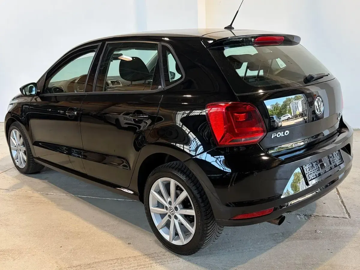 Gebraucht VW Polo Highline 90 PS (66 kW) 2017 Schwarz Kleinwagen