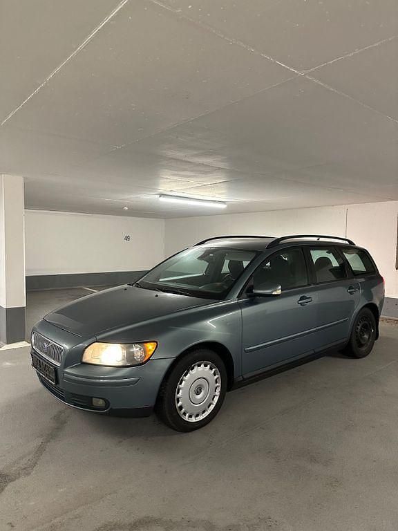Gebraucht Volvo V50 105 PS (77 kW) 2004 Grau Kombi