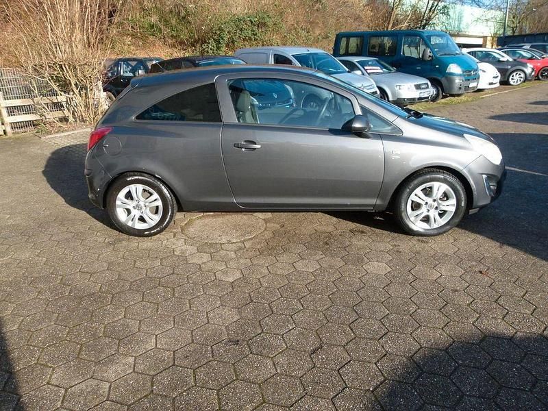 Gebraucht Opel Corsa Satellite 87 PS (63 kW) 2012 Grau Kleinwagen
