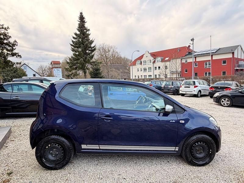 Gebraucht VW up! CLUB 60 PS (44 kW) 2016 Blau Kleinwagen