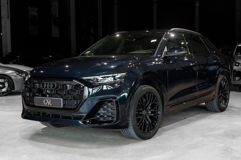 Blau Gebraucht 2024 Audi Q8 S-Line SUV | 84.500 € - Bild 1/4