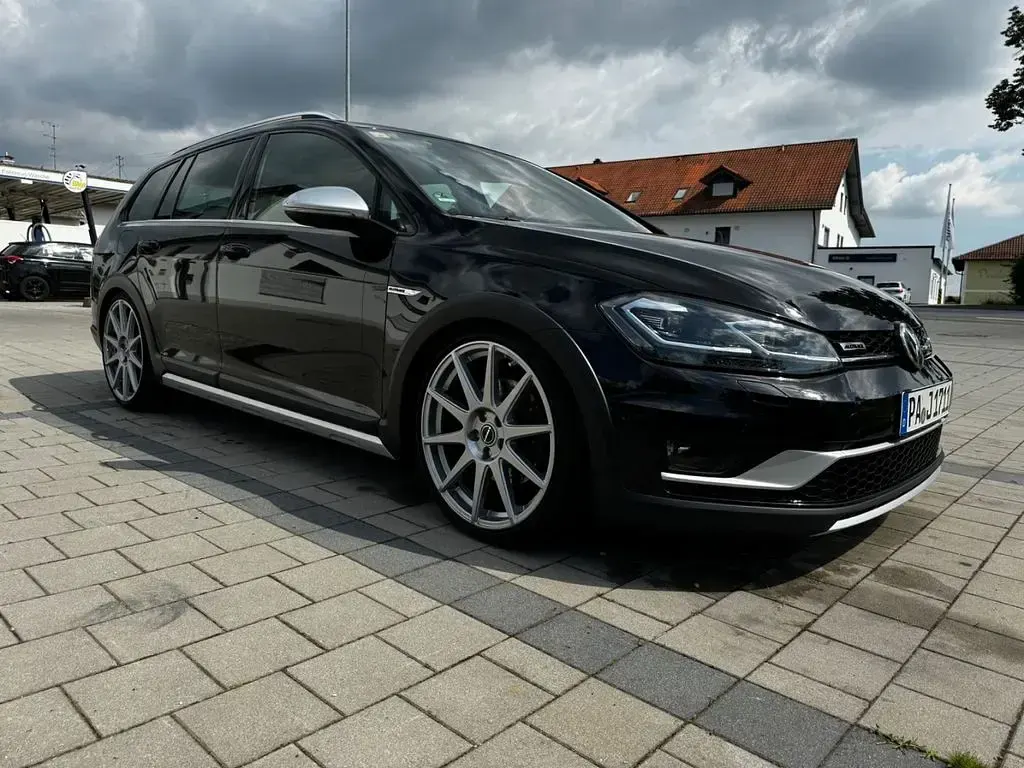 Gebraucht VW Golf VII 184 PS (135 kW) 2017 Schwarz Kombi