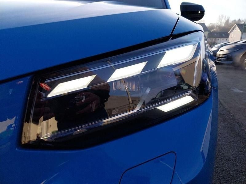 Gebraucht Audi Q2 S-Line 116 PS (85 kW) 2022 Turboblau SUV