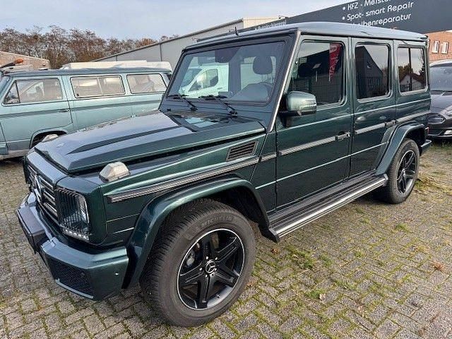 Grün Gebraucht 2016 Mercedes G350 SUV | 56.900 € - Bild 1/4