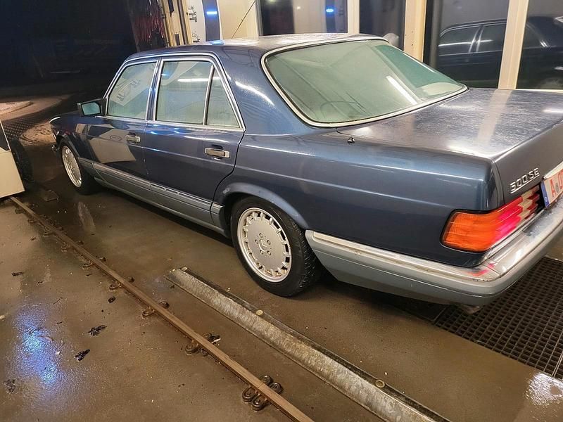 Gebraucht Mercedes 500 SE 250 PS (183 kW) 1986 Blau Limousine