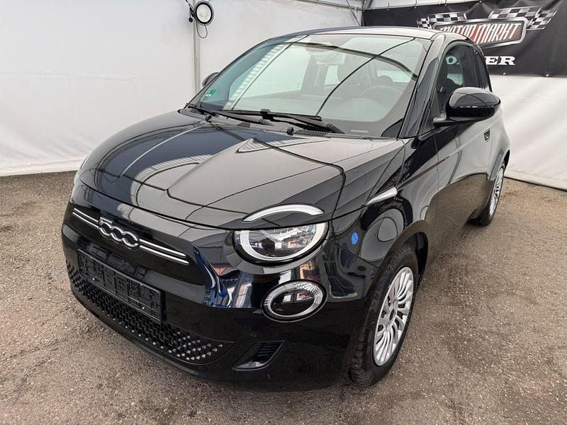 Gebraucht Fiat 500e 69 kW (95 PS) 2022 Schwarz Kleinwagen