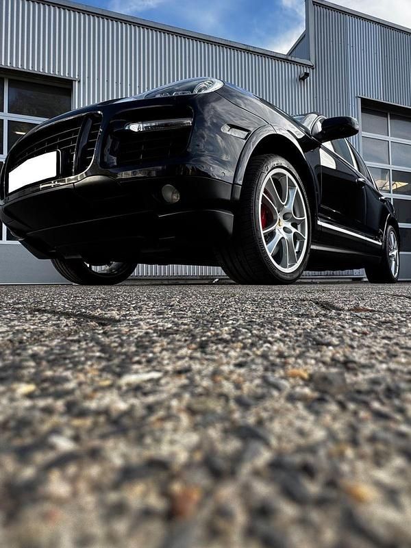 Gebraucht Porsche Cayenne Turbo 500 PS (367 kW) 2010 Schwarz SUV