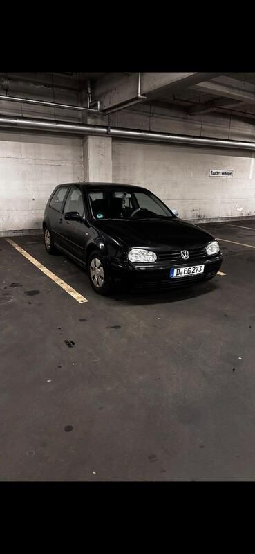 Schwarz Gebraucht 2003 VW Golf IV GT Kleinwagen | 1.200 € (Fairer Preis) - Bild 1/4