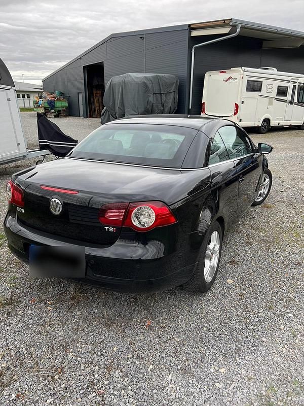 Gebraucht VW Eos 120 PS (88 kW) 2010 Schwarz Cabrio
