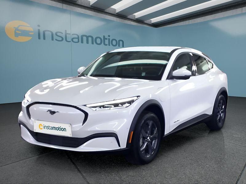 Weiß Gebraucht 2023 Ford Mustang Mach-E SUV | 29.399 € (Superpreis) - Bild 1/4