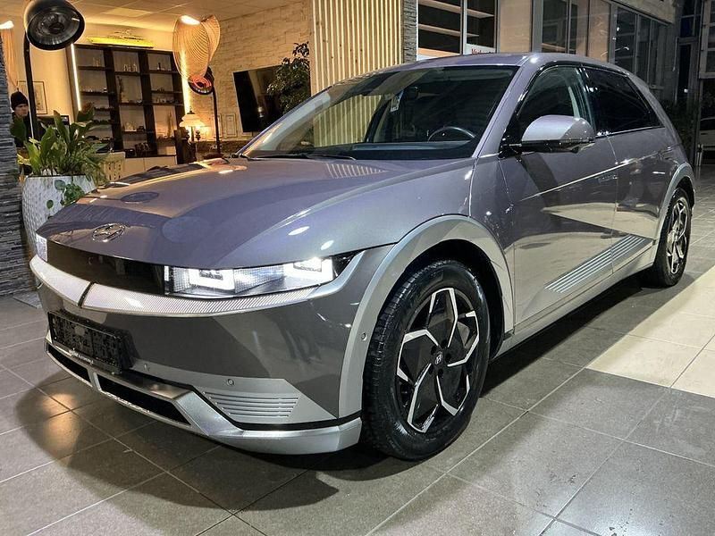 Violett Gebraucht 2022 Hyundai Ioniq 6 Limousine | 25.900 € (Superpreis) - Bild 1/4