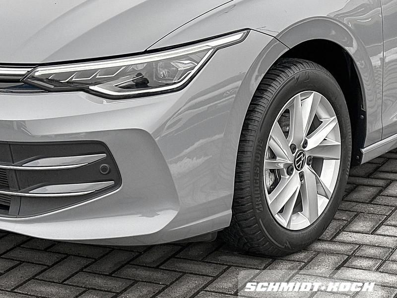 Gebraucht VW Golf VIII Edition 2024 Mondsteingrau (grau)