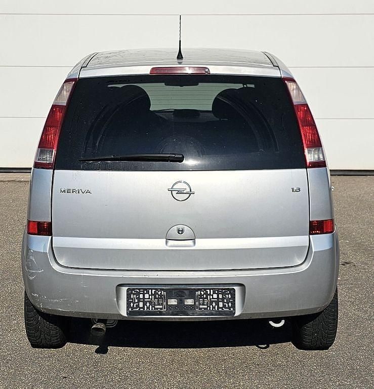 Second-hand Opel Meriva 101 CP (74 kW) 2003 Argintiu Monovolum