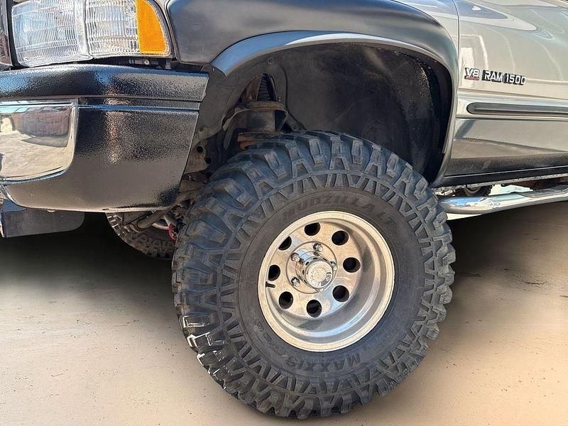 Usata Dodge Ram 230 CV (169 kW) 1998 Argento Pick-up